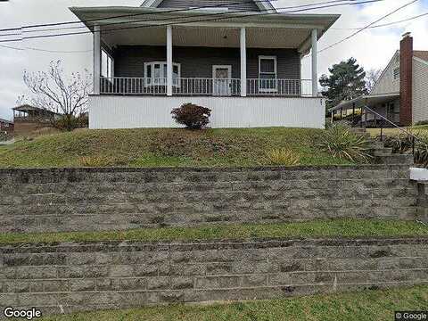 Laura, WEST MIFFLIN, PA 15122