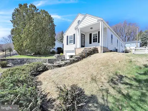 Liggett, READING, PA 19607