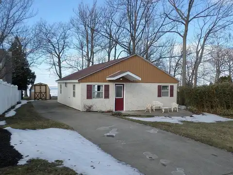 Lake, NORTH EAST, PA 16428