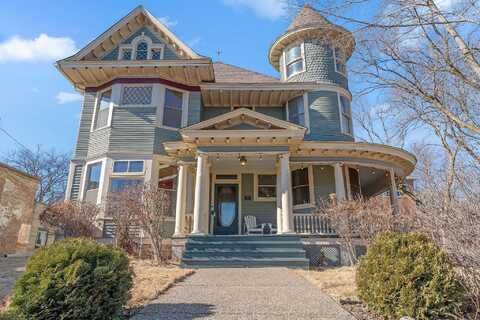 4Th, CARVER, MN 55315