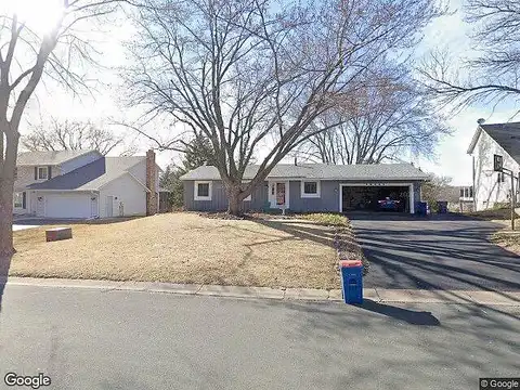 Wellington, MAPLE GROVE, MN 55369