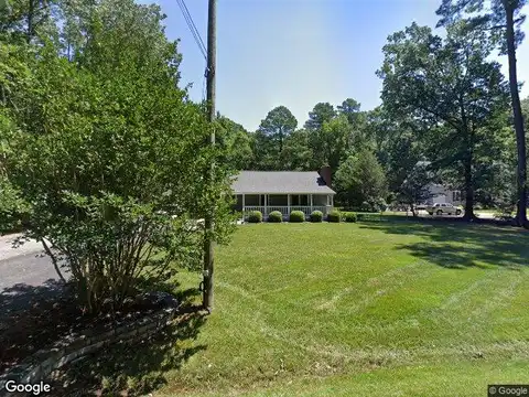 Dare, YORKTOWN, VA 23692