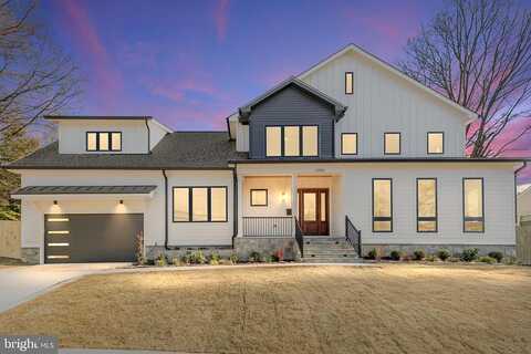 Williamsburg, ARLINGTON, VA 22213