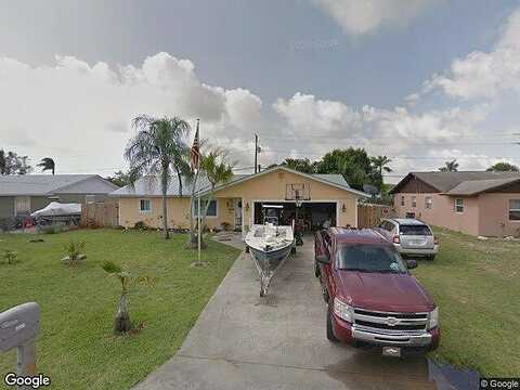 21St, JENSEN BEACH, FL 34957