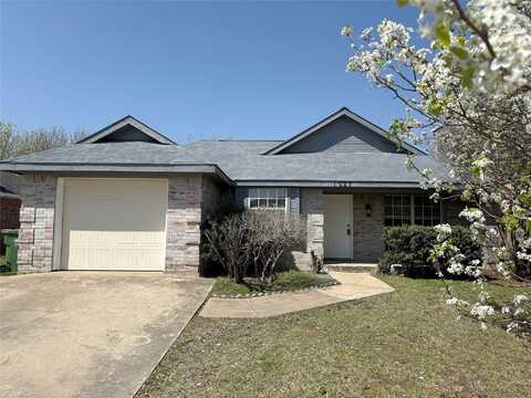Brittany, SEAGOVILLE, TX 75159