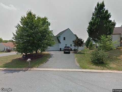Pebbleside, LANCASTER, PA 17602