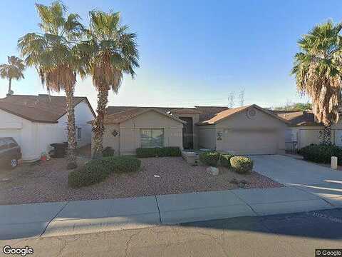 Laurie, PEORIA, AZ 85345