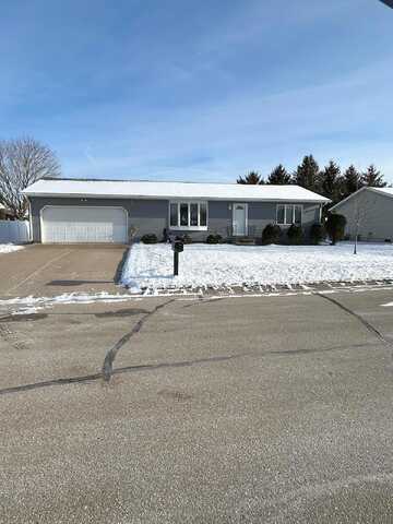 Dwelle, LAKE CITY, MN 55041