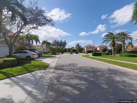 Castlelawn, NAPLES, FL 34113