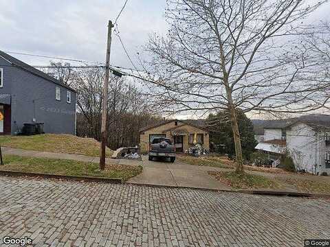 College, OAKMONT, PA 15139