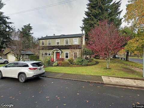 Leslie, SALEM, OR 97301