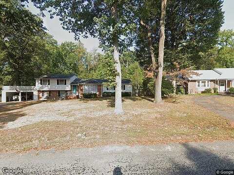 Traymore, NORTH CHESTERFIELD, VA 23235