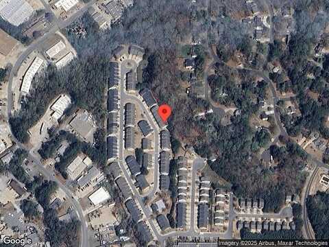 Bobbie, WOODSTOCK, GA 30189