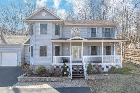 Murphy, BUSHKILL, PA 18324
