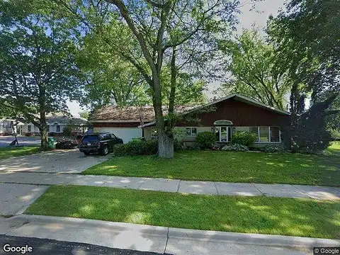 Sell, HARTFORD, WI 53027