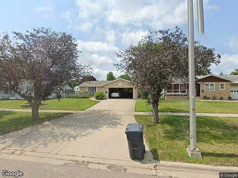 Diagonal, WORTHINGTON, MN 56187