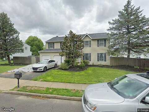Crescent, LANGHORNE, PA 19047