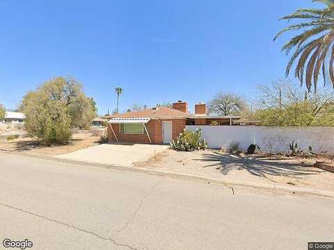 8Th, TUCSON, AZ 85711