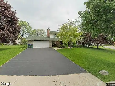 Sutton, GREENDALE, WI 53129