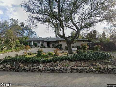 North, CARMICHAEL, CA 95608