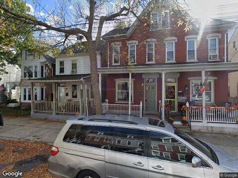 Walnut, POTTSTOWN, PA 19464