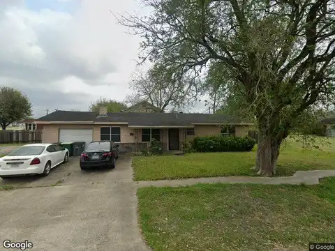 Vine, VICTORIA, TX 77901