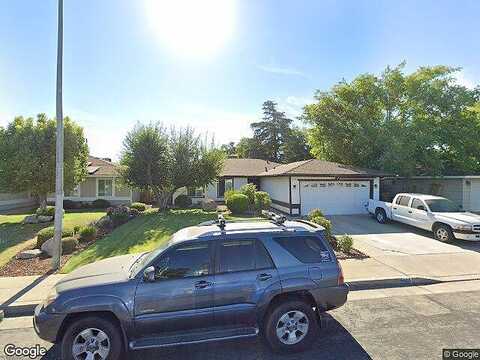 Terry, CLOVIS, CA 93612