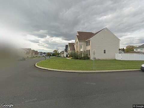 Danbury, NAZARETH, PA 18064