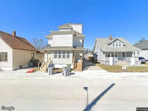 Howard, MILWAUKEE, WI 53207