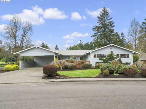 Country Club, CANBY, OR 97013