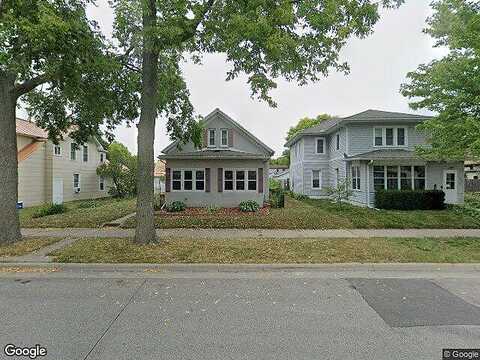 Adams, LA CROSSE, WI 54601