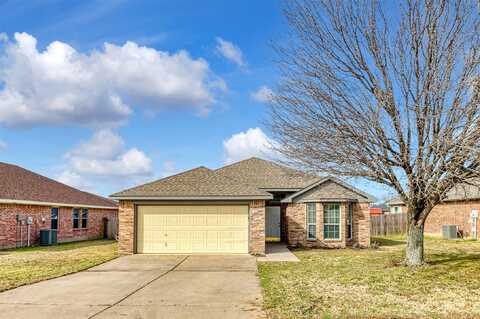 Kings Way, RHOME, TX 76078