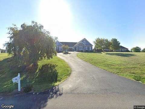 Lilly Bell, LEXINGTON, VA 24450