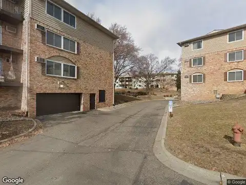 Cedar Lake, HOPKINS, MN 55305