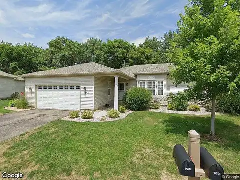 Carriage, CHASKA, MN 55318