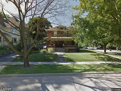 Court, JANESVILLE, WI 53545