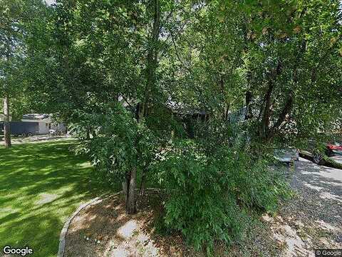 Ash, MAHTOMEDI, MN 55115