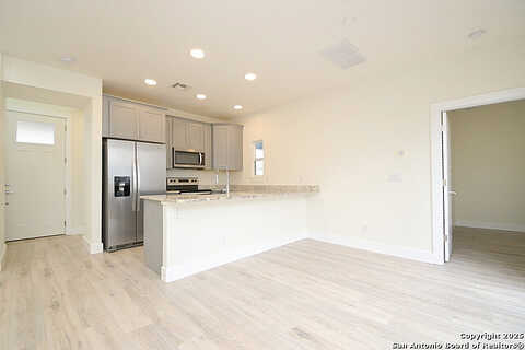 Hackberry, SAN ANTONIO, TX 78202