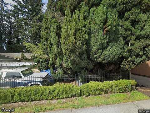 Ash, LYNNWOOD, WA 98087