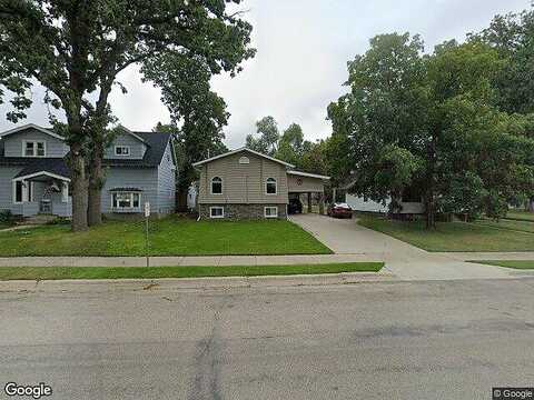 Summit, DETROIT LAKES, MN 56501