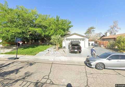 Las Posas, RIDGECREST, CA 93555