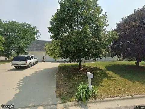 Spruce, SAINT PETER, MN 56082