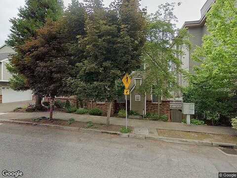 31St, PORTLAND, OR 97219