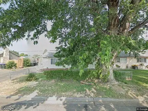 Grand, MOSES LAKE, WA 98837
