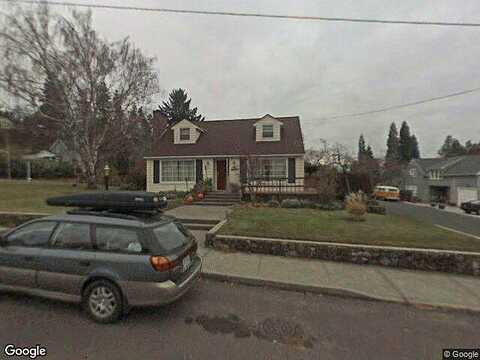 19Th, THE DALLES, OR 97058