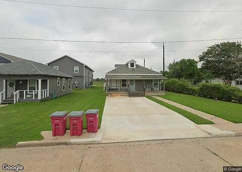 1St, FREEPORT, TX 77541