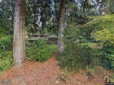 Foster, BAINBRIDGE ISLAND, WA 98110