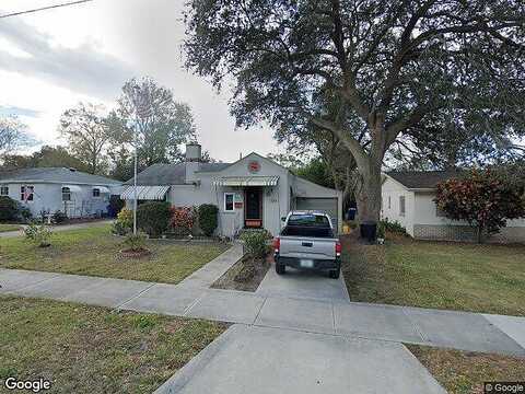 17Th, SAINT PETERSBURG, FL 33710