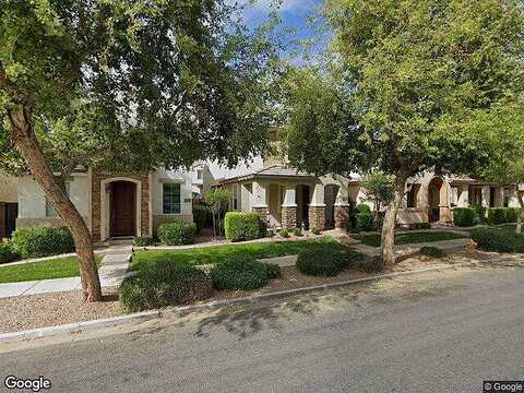 Vest, GILBERT, AZ 85295