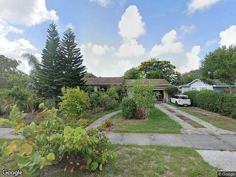 11Th, SAINT PETERSBURG, FL 33713